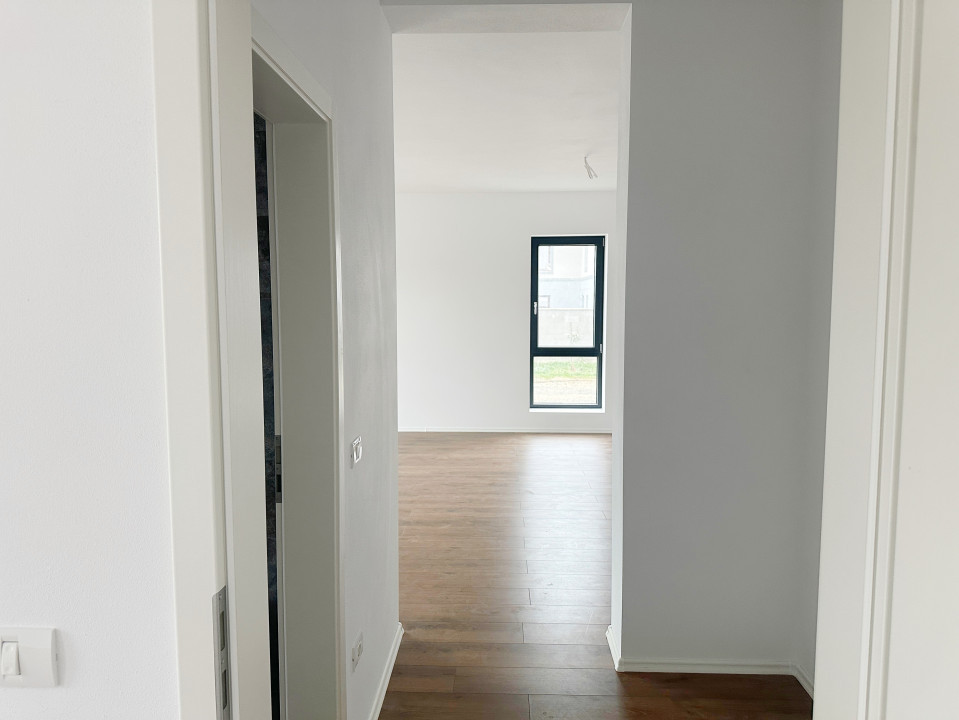 Apartament 2 camere, 54mp, etaj P/3,  Finalizat, zona Giroc- Hotel IQ