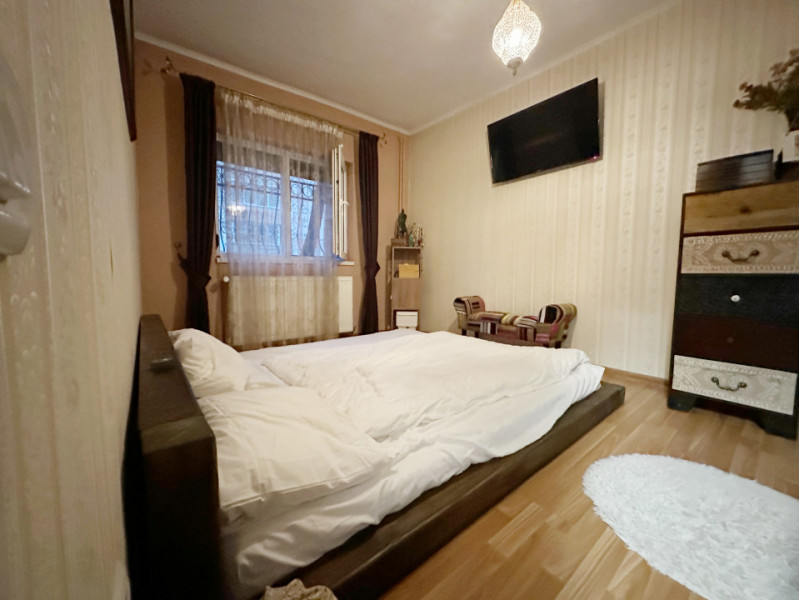 Apartament 3 camere, decomandat, 2 bai, mobilat lux, zona Dambovita- Nora