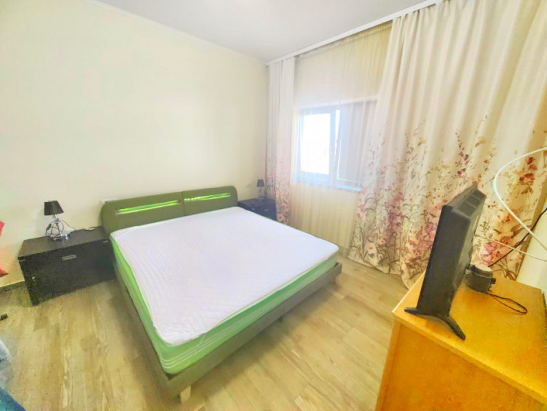 Apartament 2 nivele , 110 mp utili,  2 locuri parcare, bloc nou, Giroc 