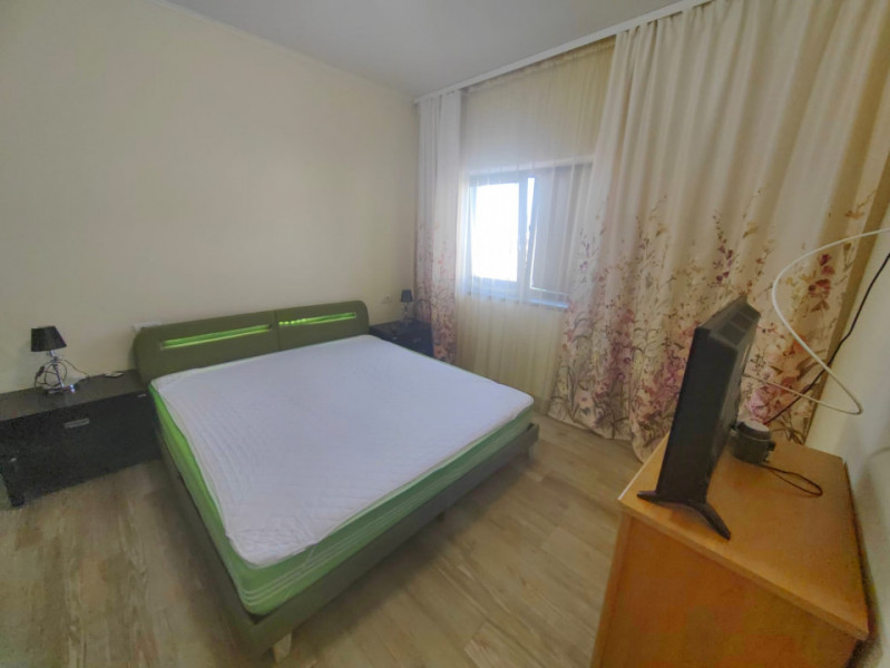 Apartament 2 nivele , 110 mp utili,  2 locuri parcare, bloc nou, Giroc 