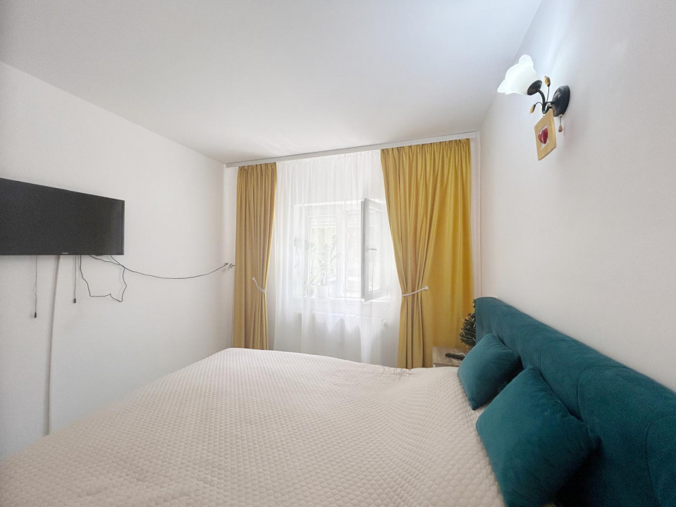 Apartament 3 camere, decomandat, 65mp,  parter, zona Girocului 