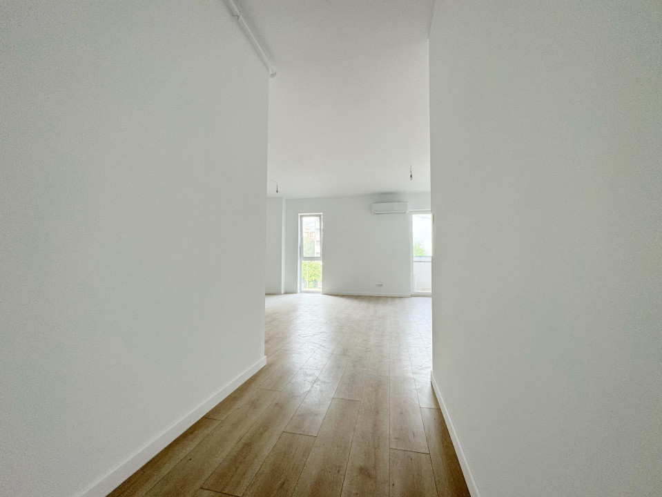 Apartament 3 camere, decomandat, 79.2 mp utili, etajul 1/5, zona Aradului