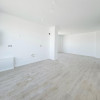 Penthouse 3 camere, decomandat, 85.6 mp utili, etaj 9/9, zona Aradului