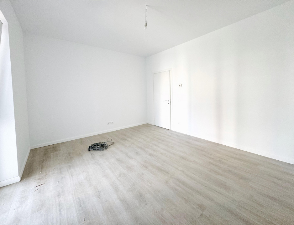 Apartament 2 camere, decomandat, 54.6 mp utili, etaj 2/9, zona Aradului