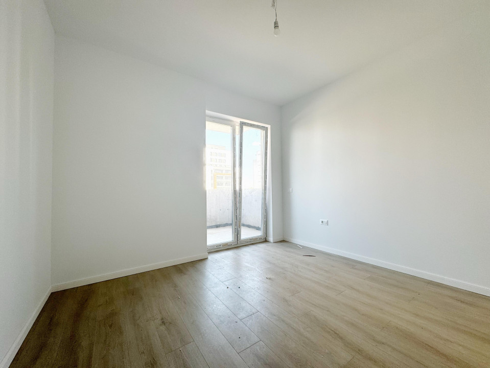 Apartament 3 camere, decomandat, 68.8 mp utili, etaj 2/9, zona Aradului