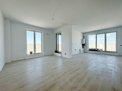 Penthouse 3 camere, decomandat, 86.3 mp utili, etaj 9/9, zona Aradului