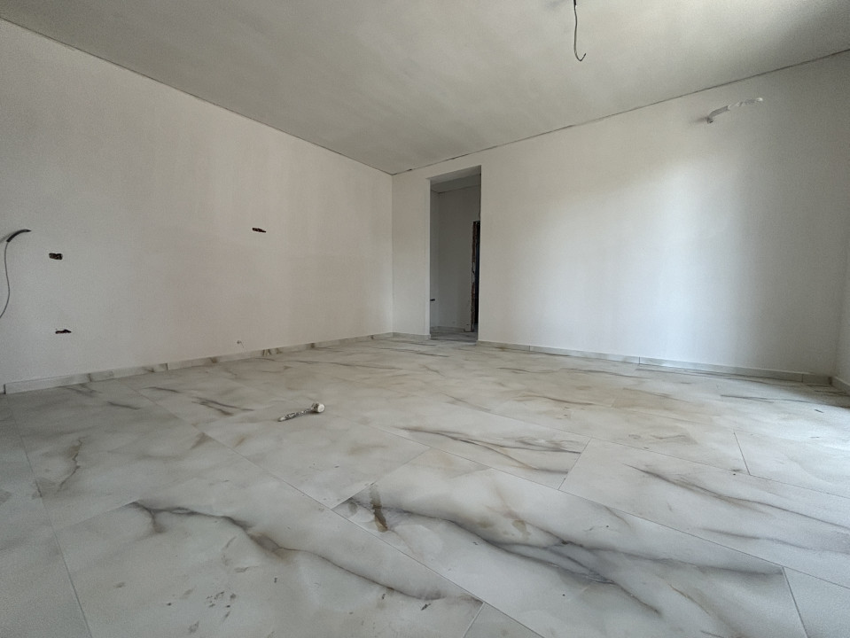 Apartament 2 camere, etajul 2, 47mp utilit, la asfalt, Giroc- Zona Centrala