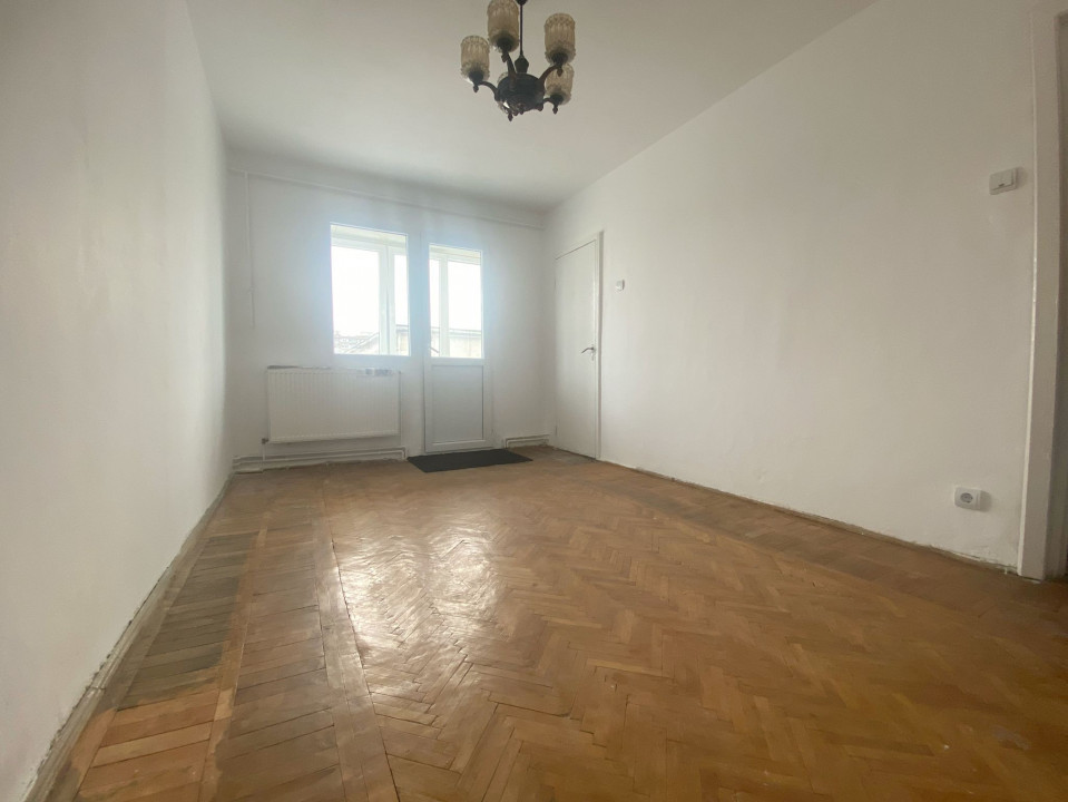 Apartament decomandat 3 camere, 57mp utili, etaj 4 -Circumvalatiunii