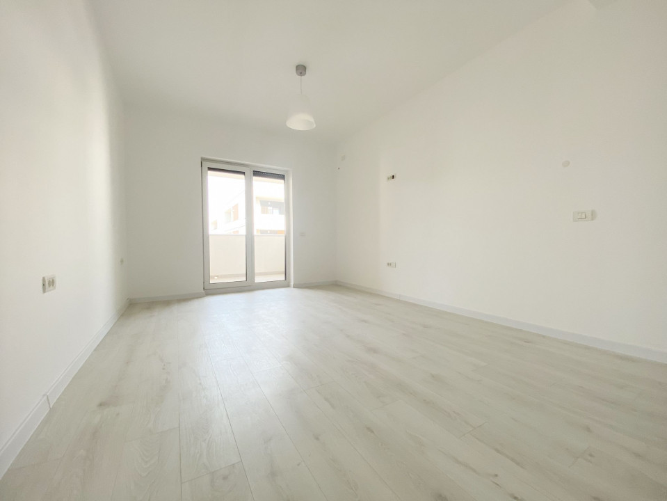 Apartament 3 camere, decomandat, 70mp utili, etaj 1/2, Dumbravita