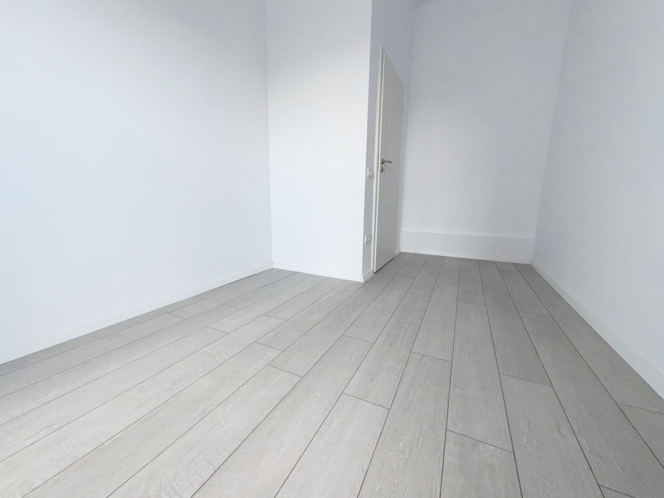 Apartament 3 camere decomandat, 63mp utili, etaj P/3, zona Giroc.