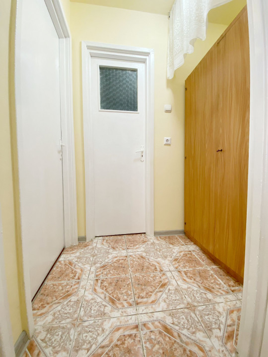 Apartament 2 camere, semidecomandat 45mp utili, etaj 5/8 - zona Garii