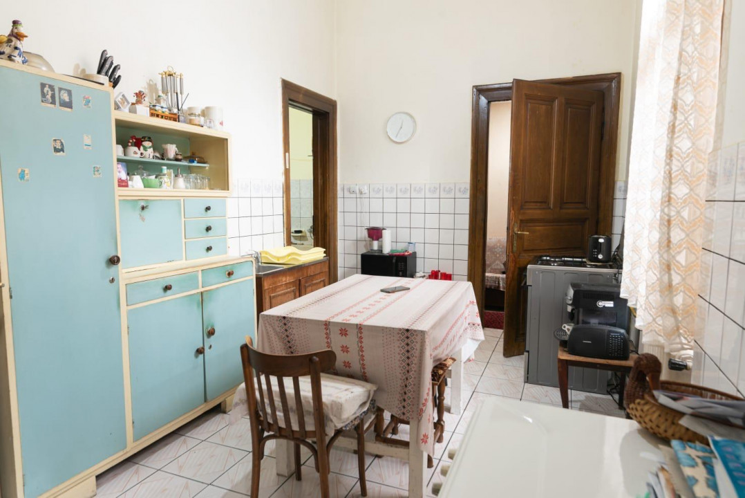 Apartament 5 camere, 110mp utili cu parter inalt -Piata Maria