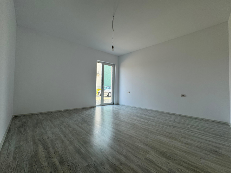 Apartament 4 camere, decomandat, 140mp utili, etaj P/4 -Dumbravita