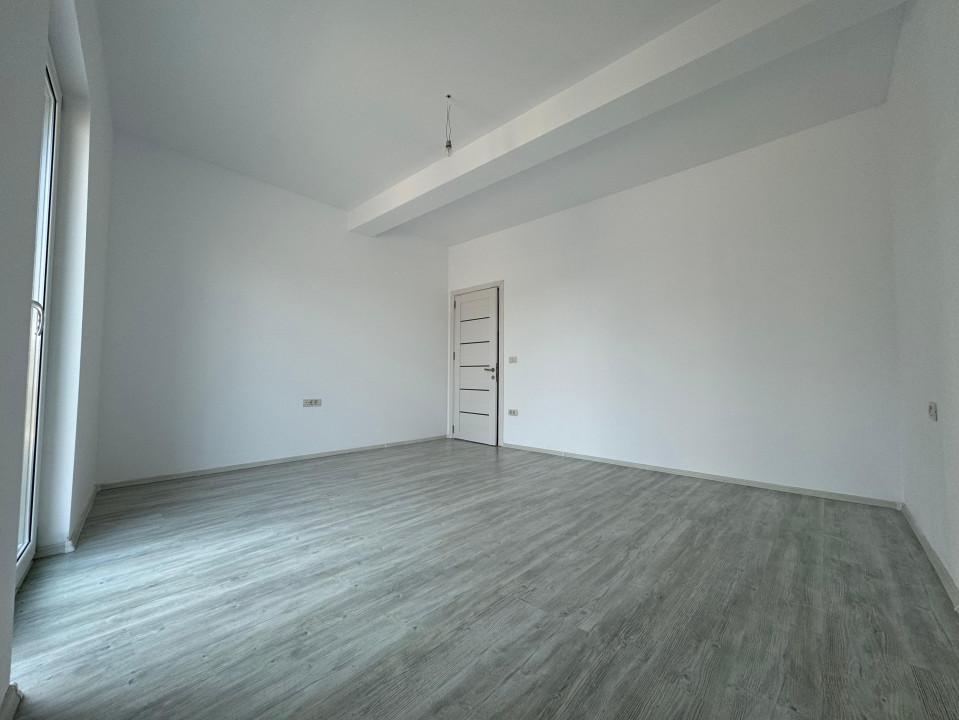 Apartament 4 camere, decomandat, 140mp utili, etaj P/4 -Dumbravita