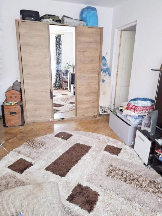 Apartament 4 camere, semidecomandat, 62 mp utili, etaj 3/4 -Cetatii