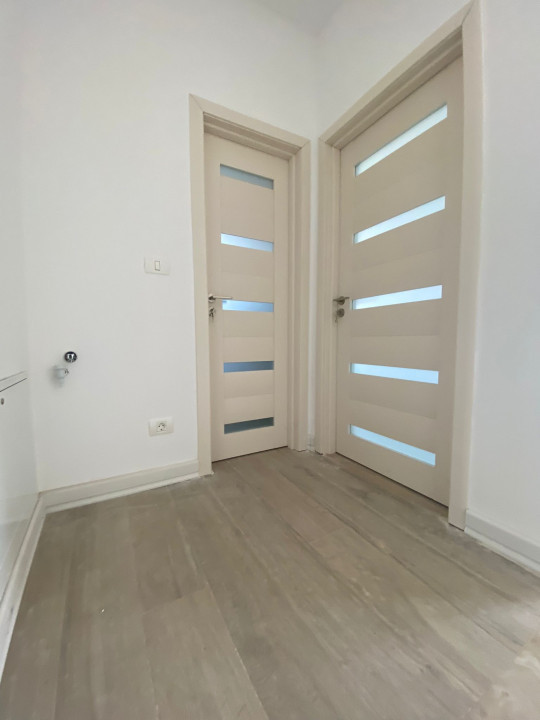 Apartament 3 camere, semidecomandat,62 mp utili,etaj P/3 -Torontalului