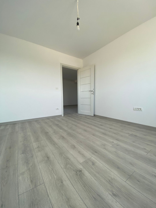 Apartament 3 camere, decomandat, 63 mp utili, etaj 2/3 -Torontalului