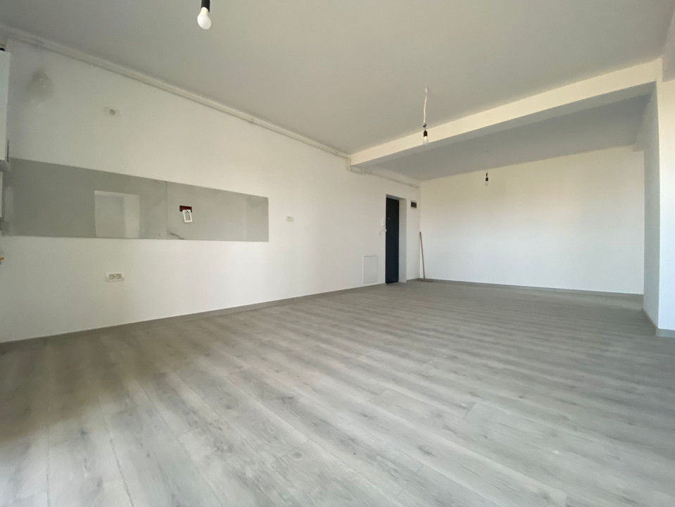 Apartament 3 camere, decomandat, 63 mp utili, etaj 2/3 -Torontalului