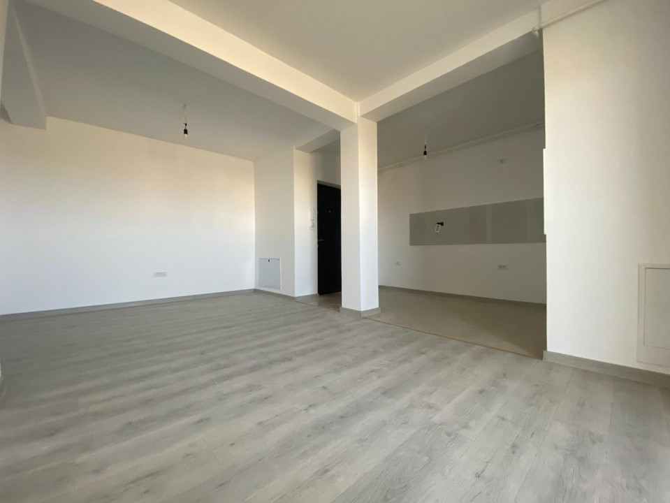 Apartament 3 camere, decomandat, 57 mp utili, etaj 2/3 -Torontalului