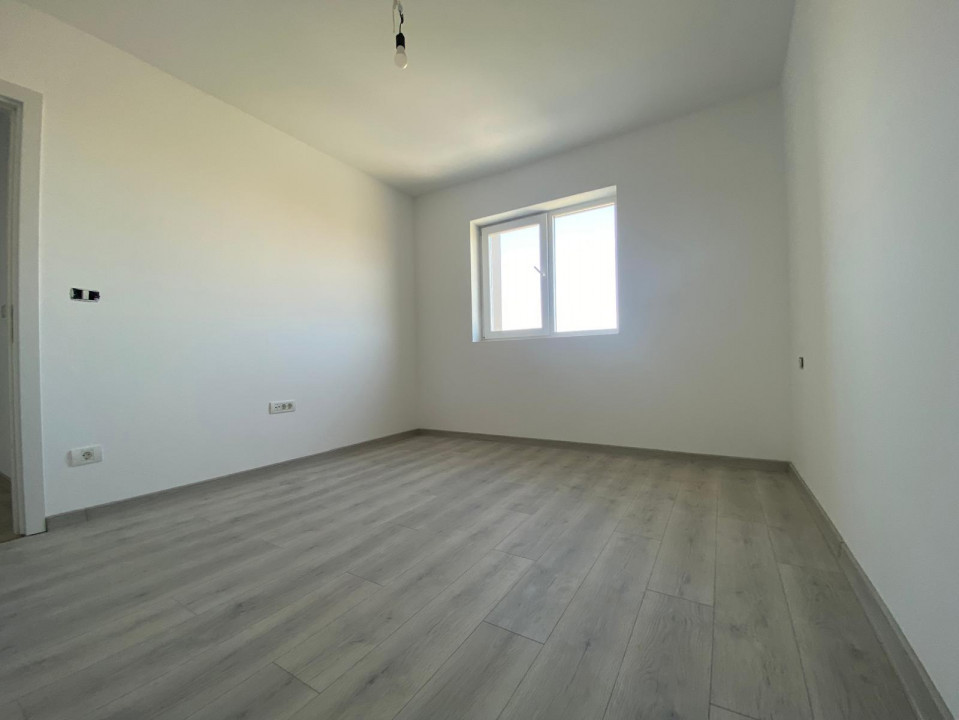 Apartament 3 camere, decomandat, 57 mp utili, etaj 2/3 -Torontalului