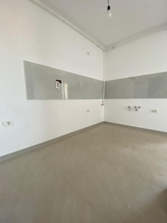 Apartament 3 camere, decomandat, 57 mp utili, etaj 2/3 -Torontalului