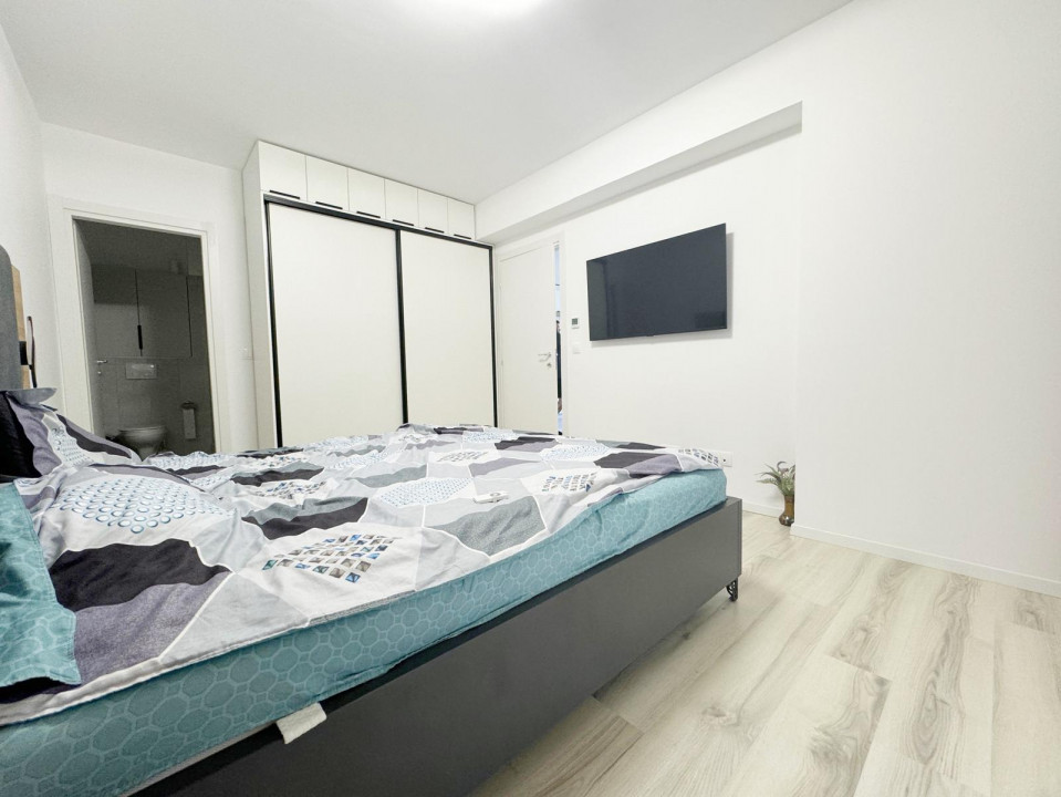 Apartament 3 camere, 72 mp utili + terasa 11mp, etaj 4/11 -Lipovei 