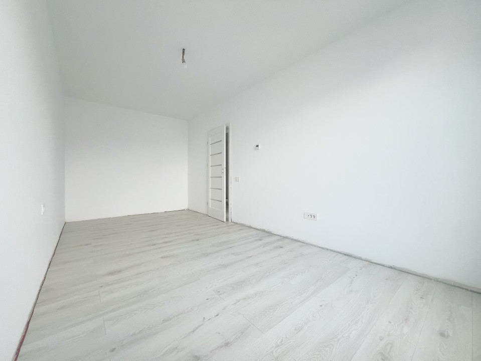 Apartament 3 camere, decomandat, 80mp, terasa 61mp, etajul 6, Timisoara/Aradului