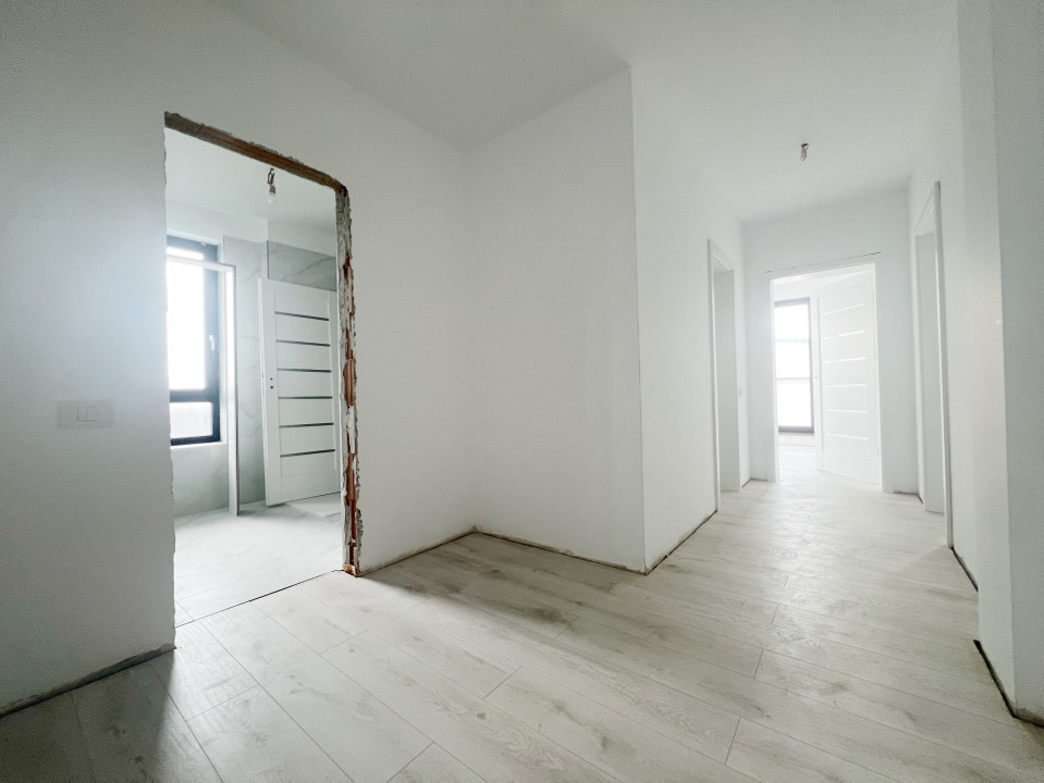 Apartament 3 camere, decomandat, 80mp, terasa 61mp, etajul 6, Timisoara/Aradului