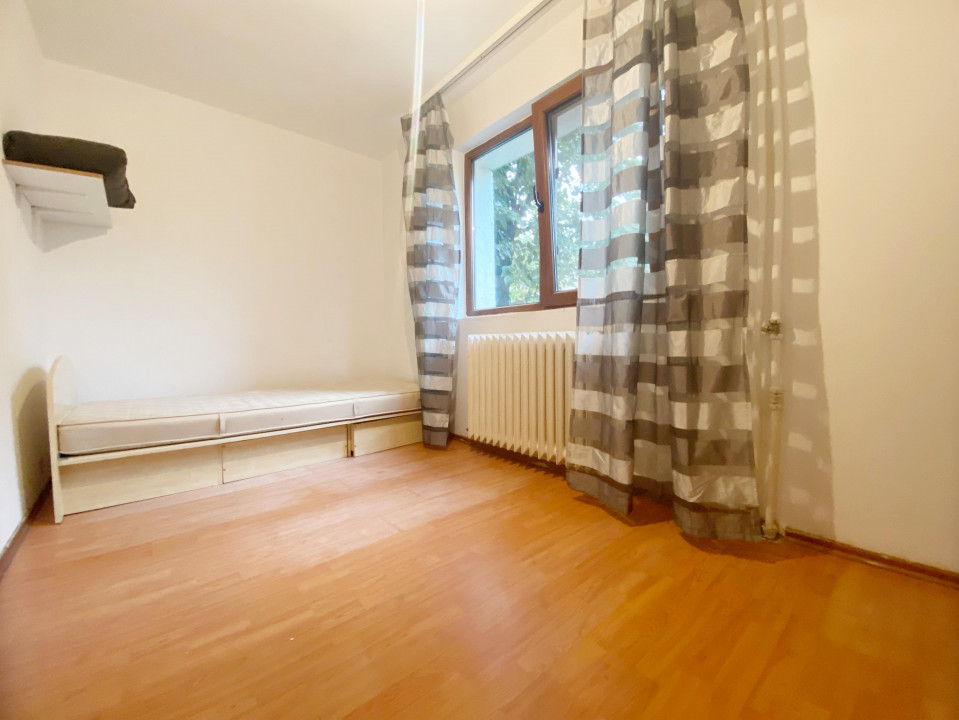 Apartament 2 camere, etaj 2/4, 33 mp utili, piata Doina-Perfect pentru investi