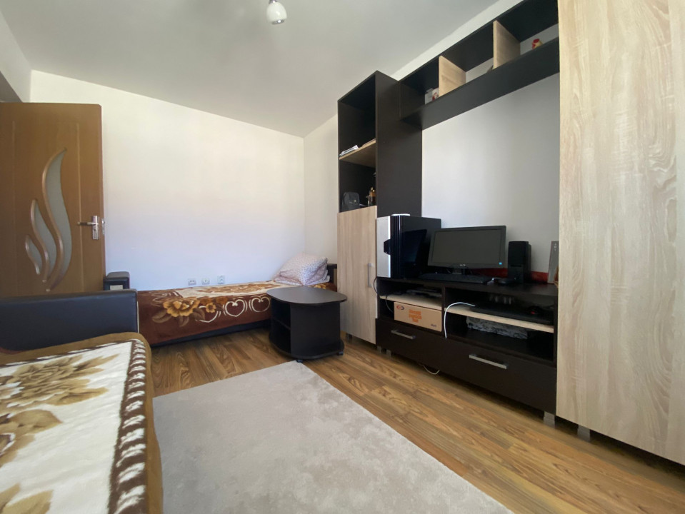 Apartament 2 camere, decomandat, 41 mp utili, etaj 5/5-zona Sagului