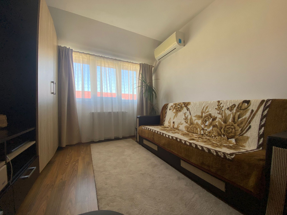 Apartament 2 camere, decomandat, 41 mp utili, etaj 5/5-zona Sagului