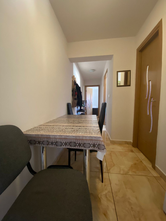 Apartament 2 camere, decomandat, 41 mp utili, etaj 5/5-zona Sagului