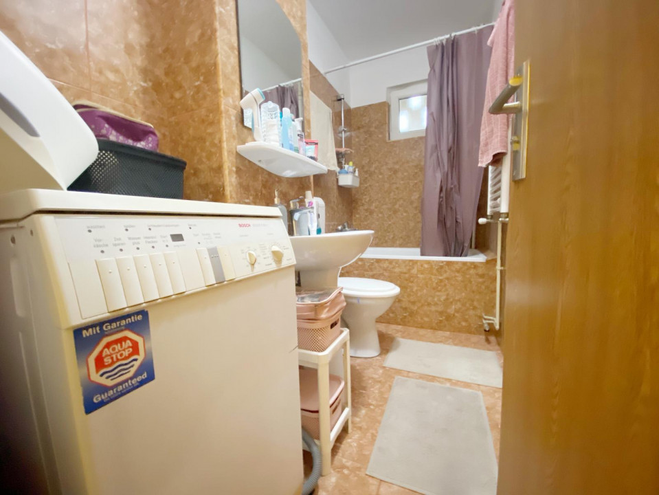 Apartament 2 camere, decomandat, 38 mp utili, etaj P/4, zona Spitalul Judetean