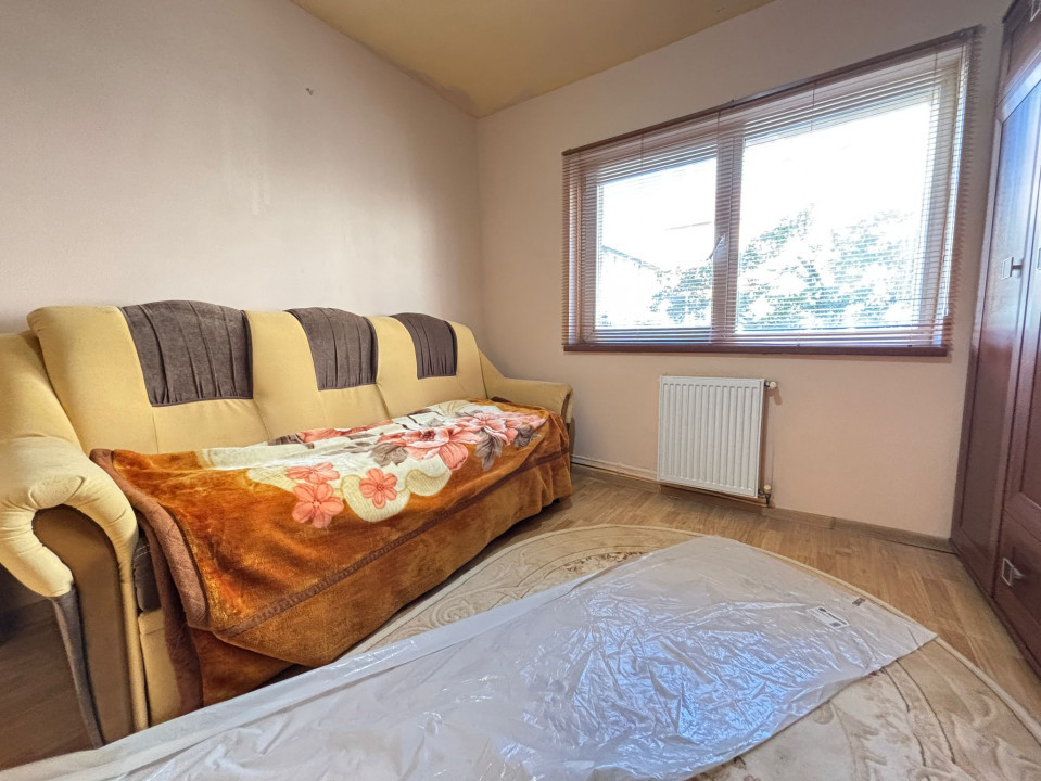 Apartament 3 camere, semidecomandat, 60mp utili, etaj 2, zona Dambovita