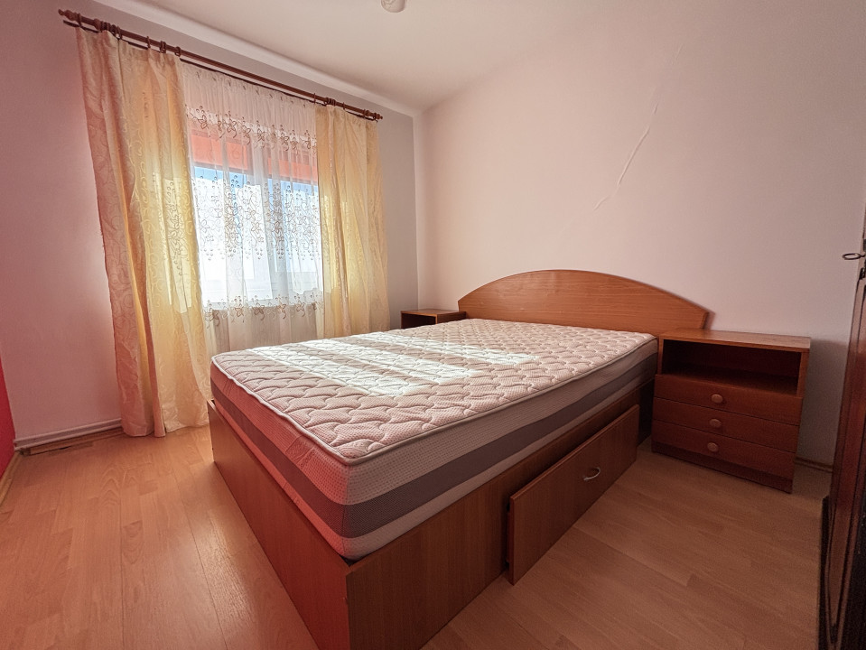 Apartament 3 camere, decomandat, 66mp, 2 balcoane-  zona Girocului 