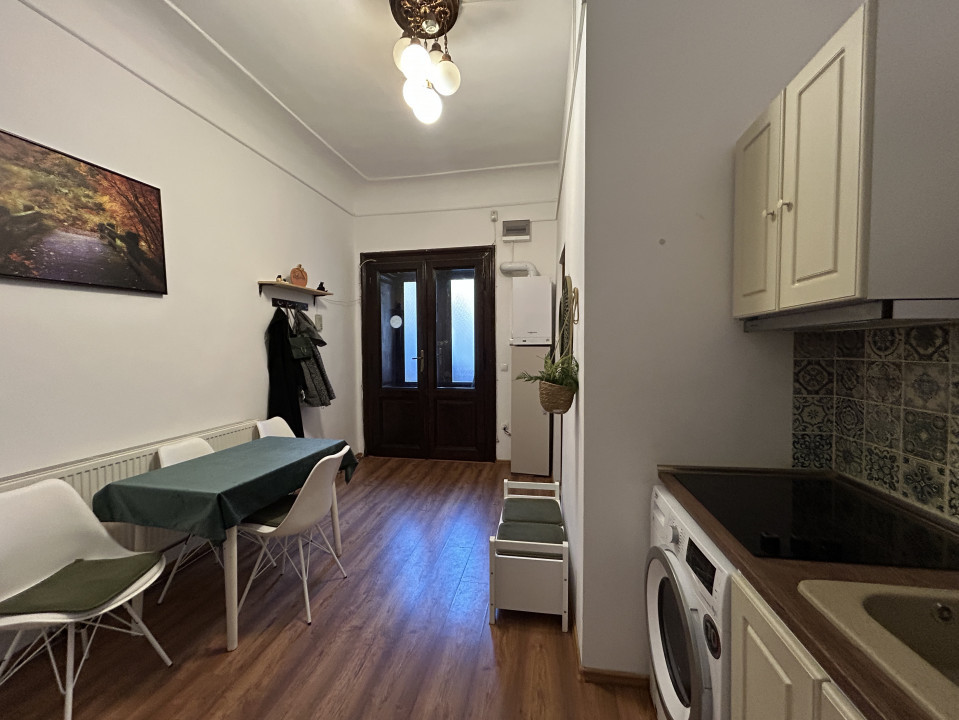 Apartament 1 camere 42 mp utili, etaj 1, Piata Unirii  PERFECT PENTRU INVESTIT 