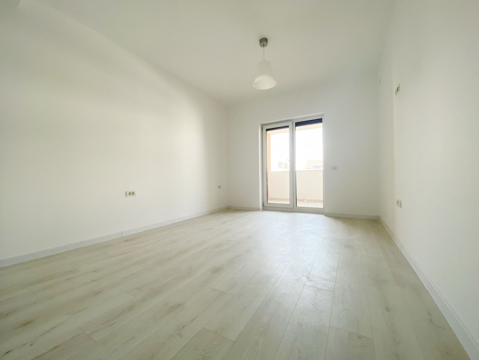 Apartament 3 camere, decomandat, 70mp utili, etaj 1/2, Dumbravita